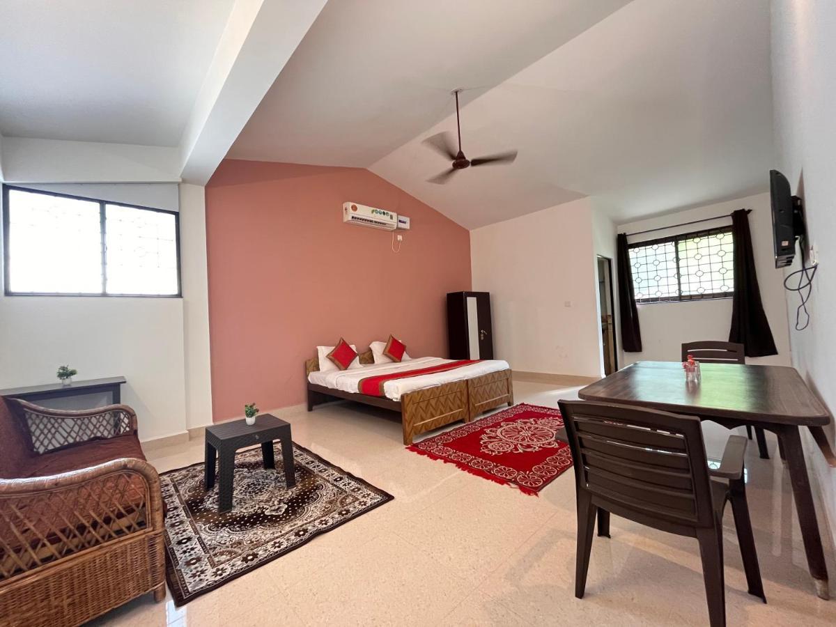 St. Anthony Guest House. Anjuna Exterior photo